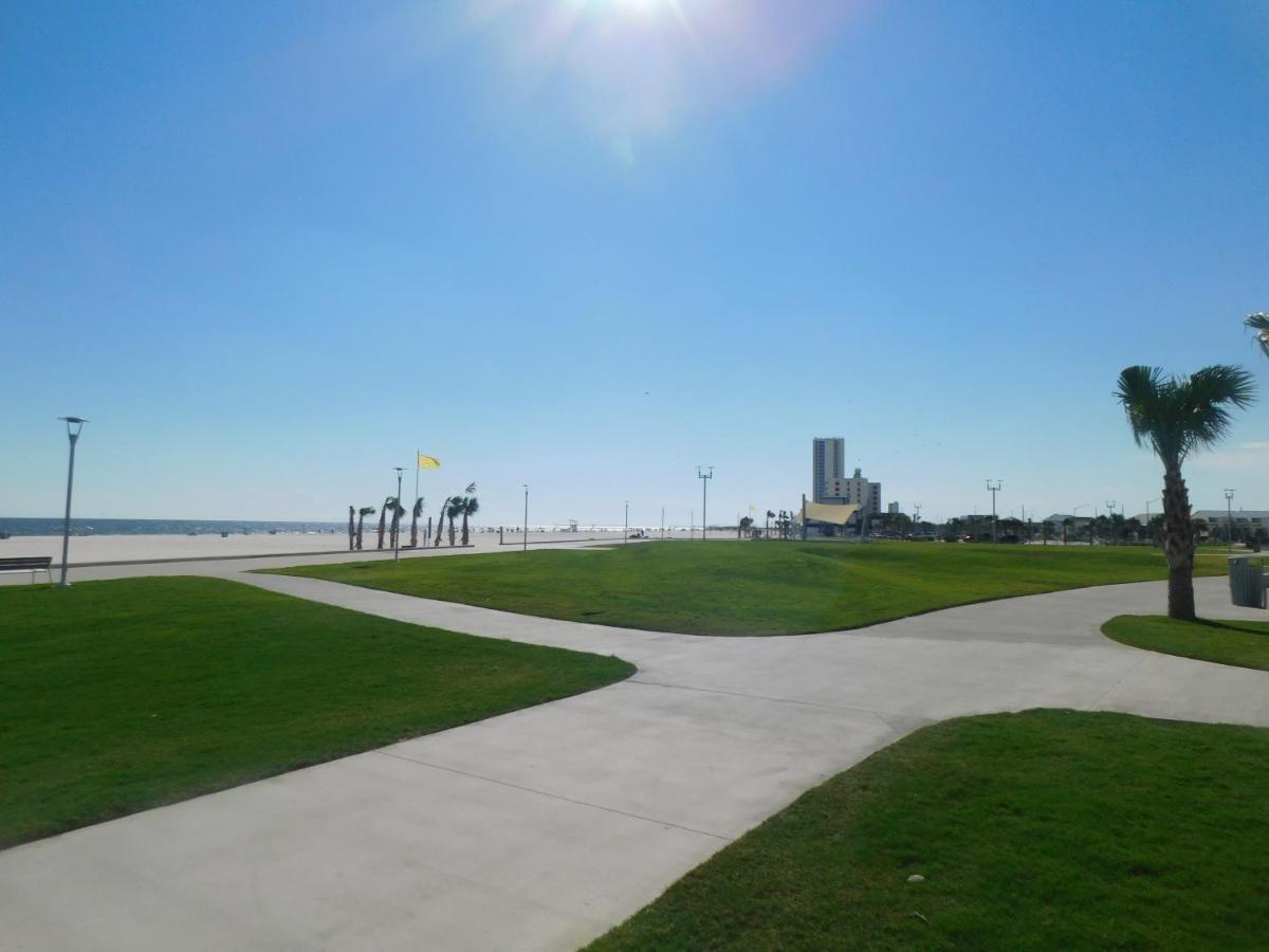Budget Friendly Within Walking Distance To The Beach! Hébergement de vacances Gulf Shores